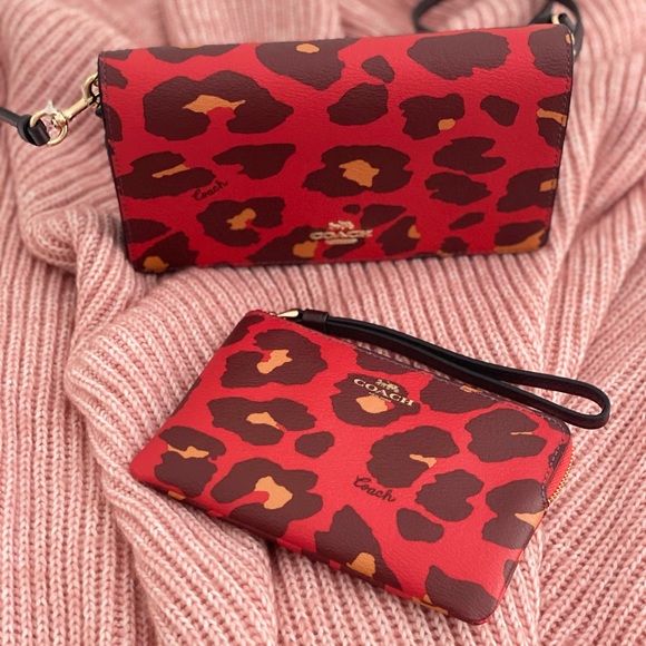 🆕 COACH | Poppy Leopard Anna Foldover Crossbody Clutch Shoulder Bag & Wristlet - Picture 4 of 15